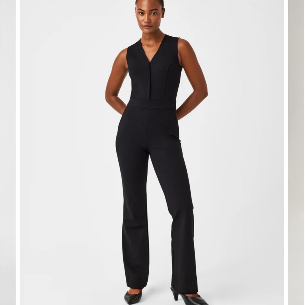 SPANX Black Sleeveless V-Neck Jumpsuit